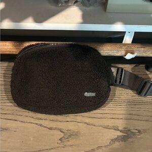 Black Minimalist Belt Bag with Adjustable Strap